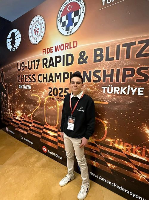 Ediz Gürel, Satrançta 17 Yaş Genel Kategorisinde Dünya Yıldırım Şampiyonu Oldu
